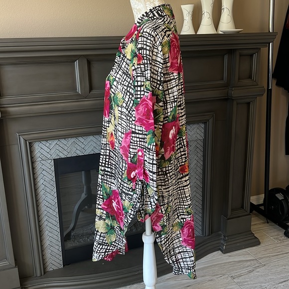 • Vincente lightweight floral patterned top, L • - Picture 6 of 9